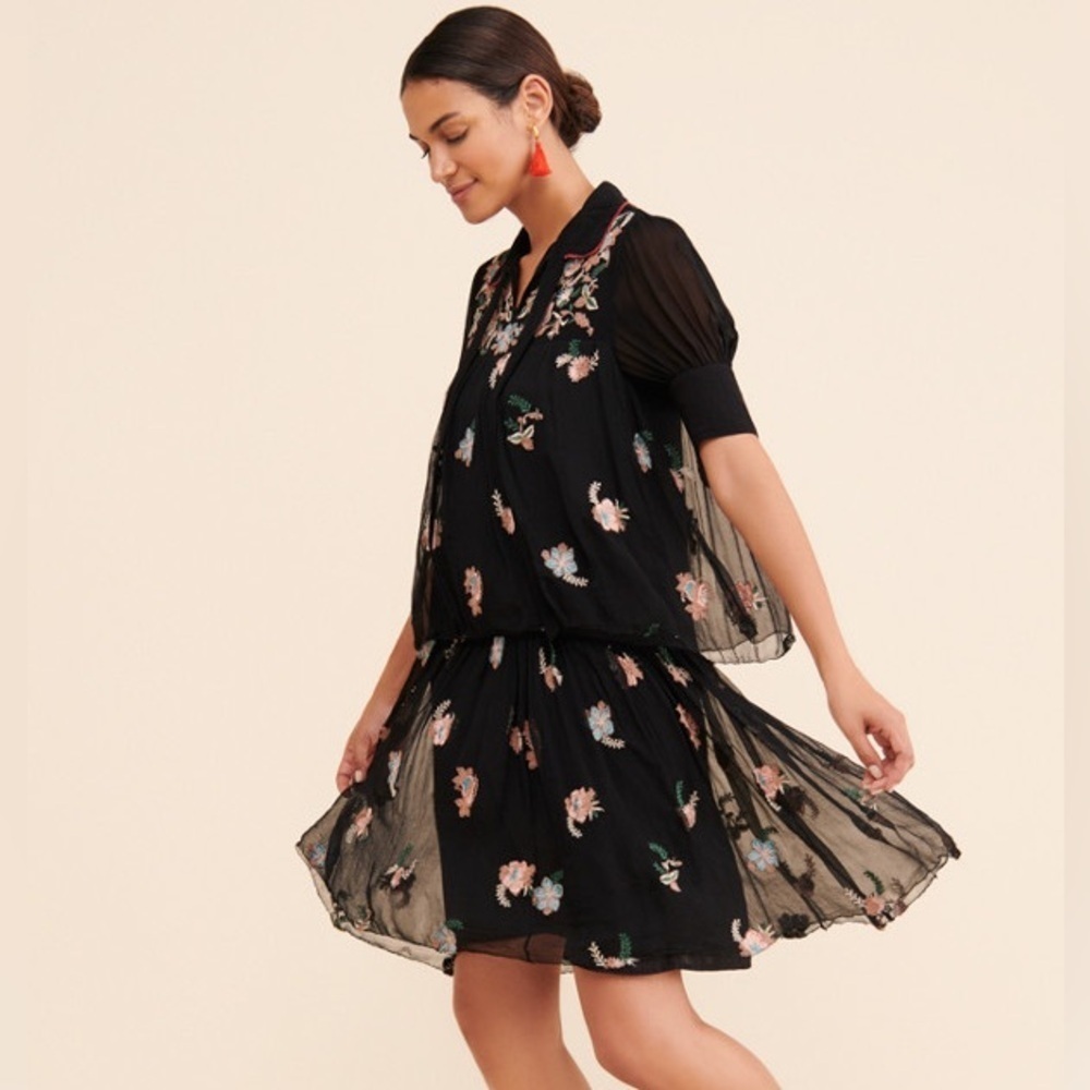 Anthropologie Let Me Be Vivian Floral Dress Boho Embroidered Floral Size Small